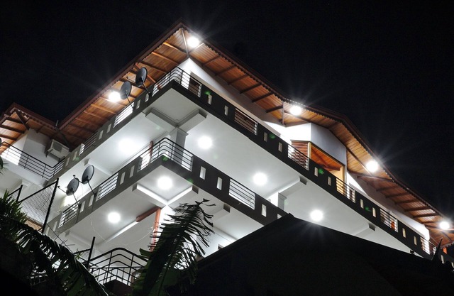 Kandyan Bluestar Villa