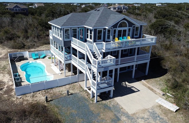 Kaptain's Treasure Pool/Hot tub Game room with Kitchenette 4x4 Beach