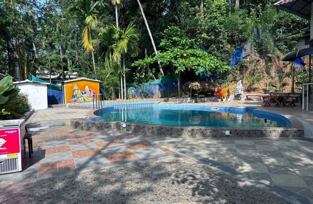 Karmaliz Casa Del Lake