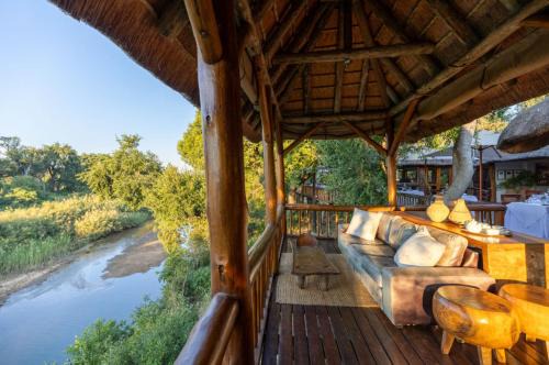 Karongwe - River Safari Lodge