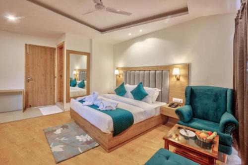 Kasauli View Resort # Parking # lift # Garden # Restaurant # Open Terrace # On Road Location