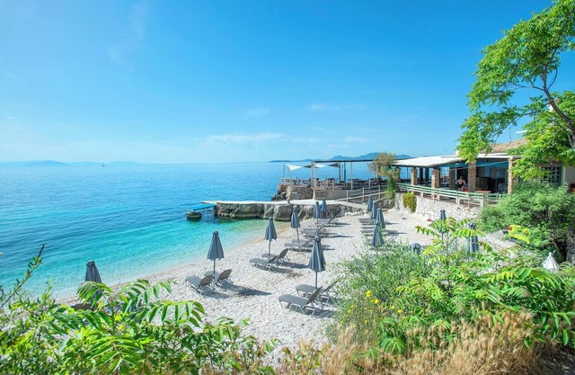 Kastraki - Five Bedroom Villa, Sleeps 10