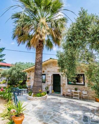Kastro Stone House