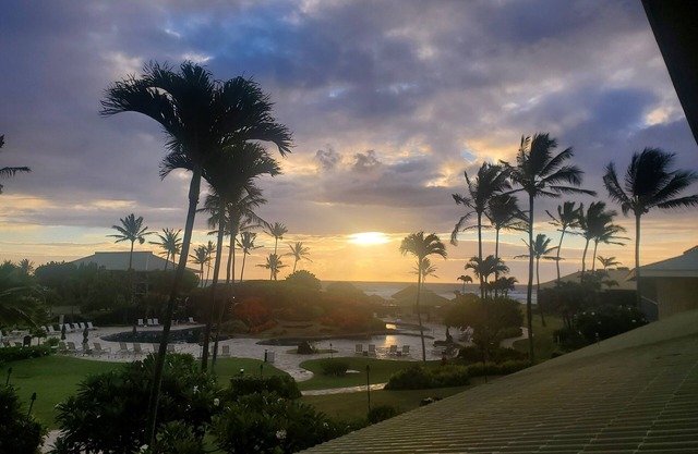 KAUA'I BEACH RESORT-BEACHFRONT, OCEAN VIEW, POOLSIDE VIEW FROM YOUR LANAI