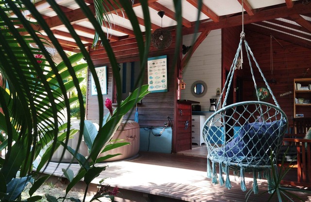Kaz Indigo: The Creole cocoon for up to 3 people!
