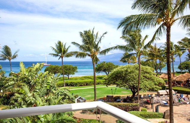 KBM Resorts - Spacious 7-Bedroom at Honua Kai - Multi Unit Listing - Same Floor - Ocean & Mountain Views + 3 Free Rental Cars! HKH-203/229/242