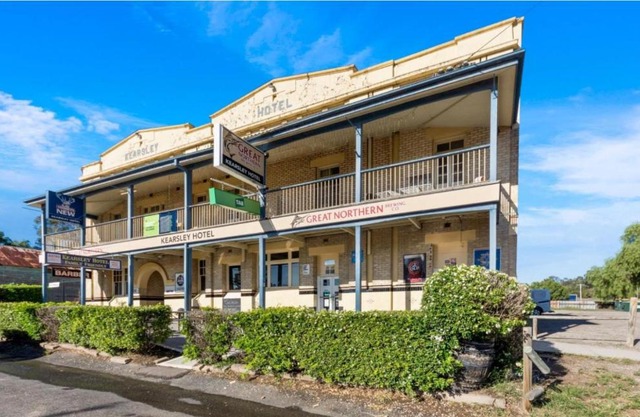 Kearsley Hotel