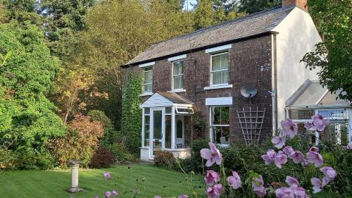 Keeper's Cottage