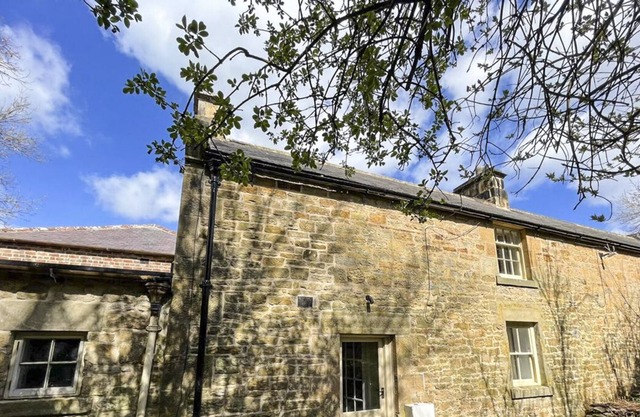 Keeper's Cottage - Two Bedroom Villa, Sleeps 4