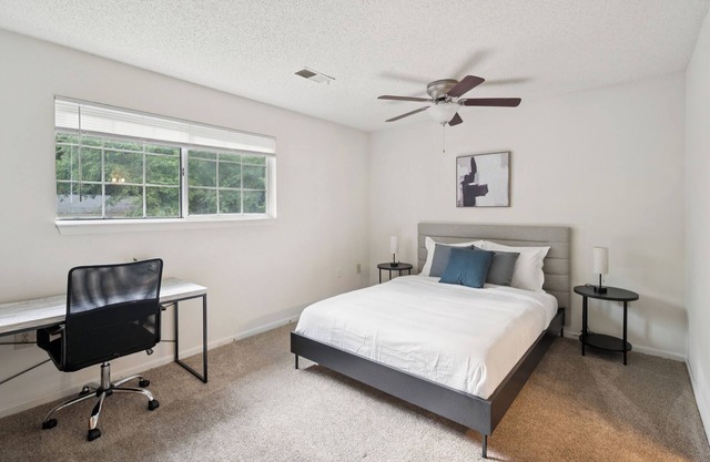 Kenridge Apartments 1930 I 2 Bed 2 Bath