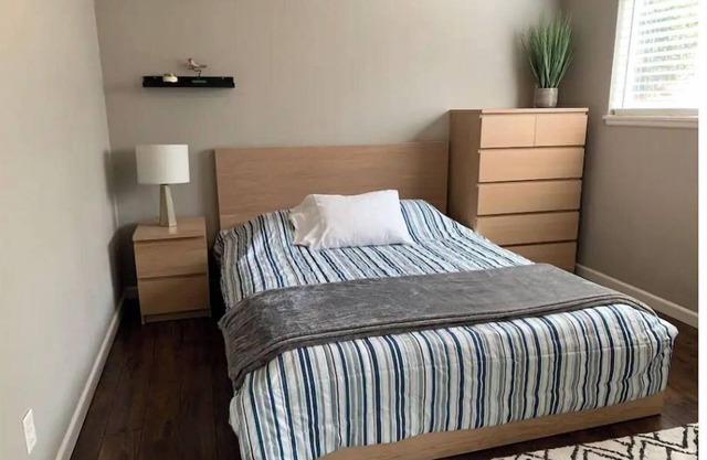 Kenwood Suite 9808