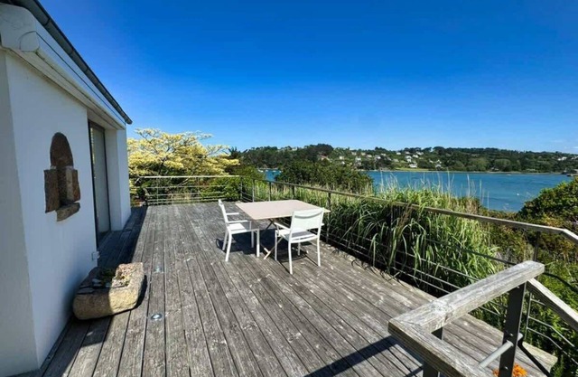 Ker Agak House panoramic sea view Diben port