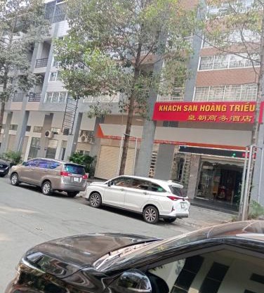 KHÁCH SẠN HOÀNG TRIỀU