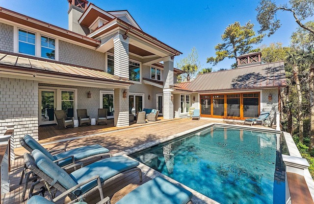 KIAWAH ELEGANCE: Near Beach, Private Outdoor Space w/Pool - New Build