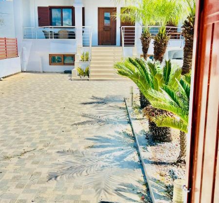 KIDONIA luxury villa