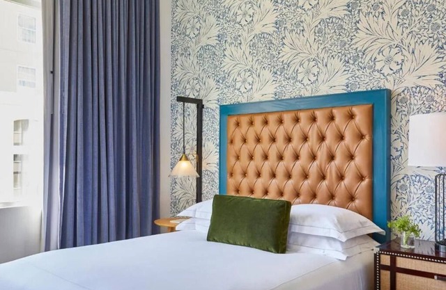 Kimpton Hotel Monaco Denver | Essential Room 1 Twin Bed | Pets Stay Free