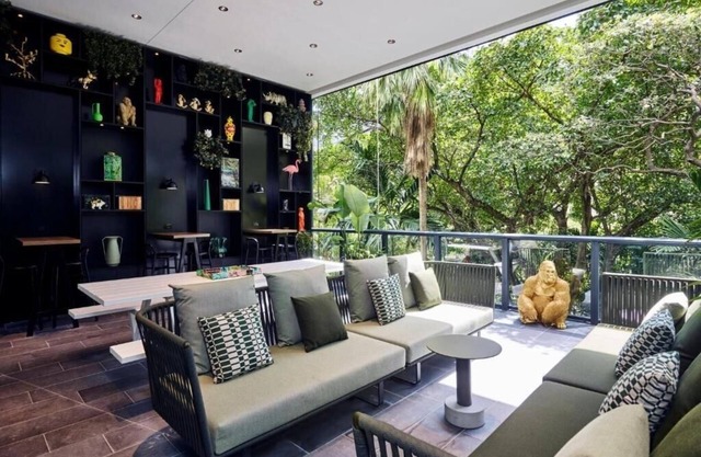 King Room Near The RivaReno Gelato Brickell MIA