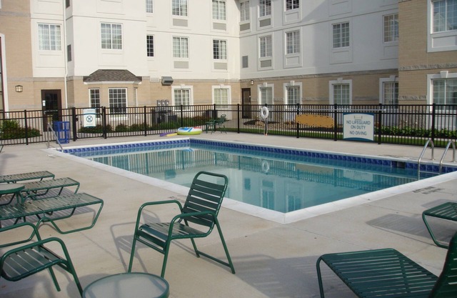 King Suite with a Jacuzzi Tub | 24-Hour Business Center, Fitness Center + Free Daily Breakfast