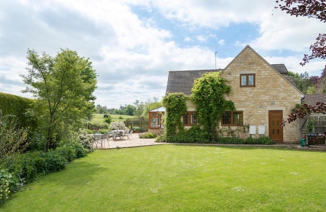 Kingfisher Cottage