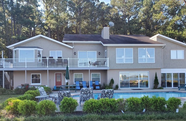 Kingsbay Waterside Retreat House