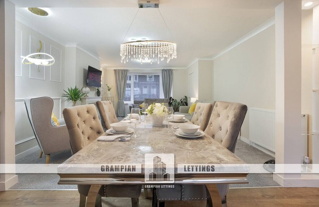 Kirk Brae House - Grampian Lettings
