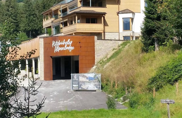 Kitzbüheler Alpenlodge Top A7 with private infrared cabin