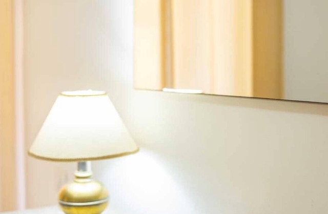 Klaire House: apartment all to yourself on the Pozzuoli harbor