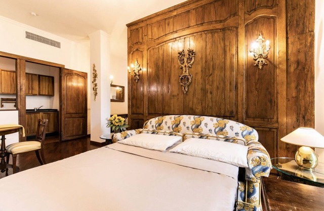 Klimt - Jacuzzi 5 Star - Luxury Design Apartment