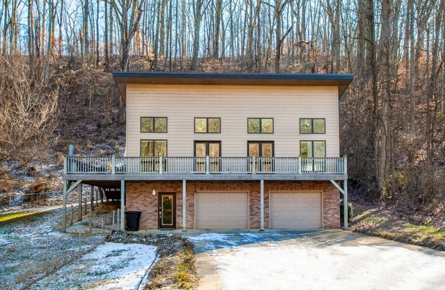 Knoxville Charm Cottage: 5.2 miles to Market Square