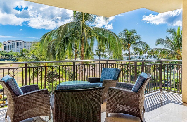 Ko Olina Beach Villas B403: Luxury 3BD Villa w/Ocean & Pool Views