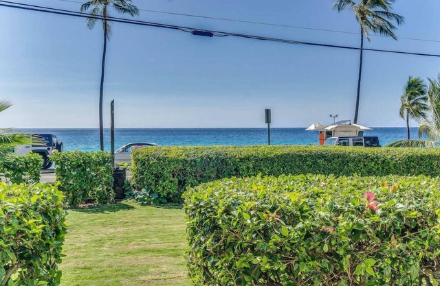 Kona White Sands A4 Romantic Ocean View!