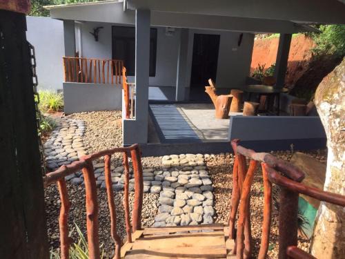 Kothmale inn Family villa