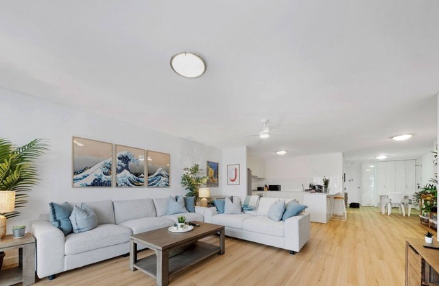 KozyGuru | Rockdale | Cozy Apt near Train Station