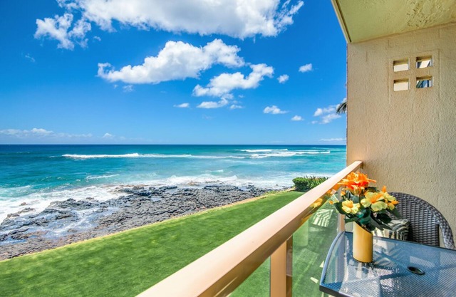 Kuhio Shores 217 Superior Air Conditioned Condo at Kuhio Shores