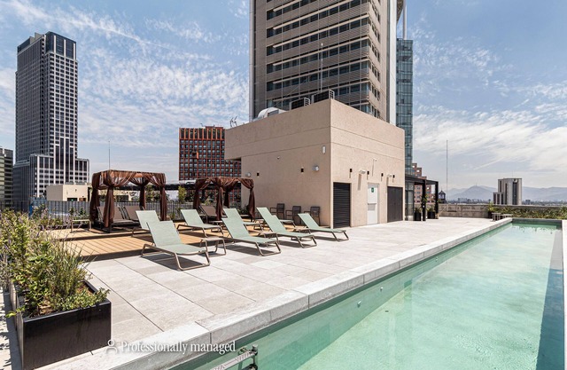 Kukun Reforma & Downtown