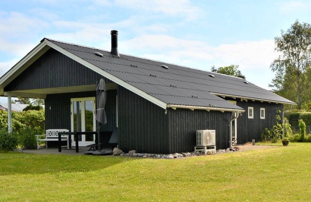 "Kustaa" - 1km from the sea by Interhome