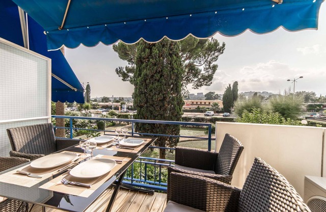 L'Ascot - Apartment 300m from the beaches, racecourse view