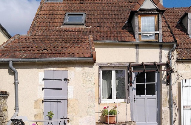 L'Atelier de Pierre 1-Bed Cottage in Pousseaux