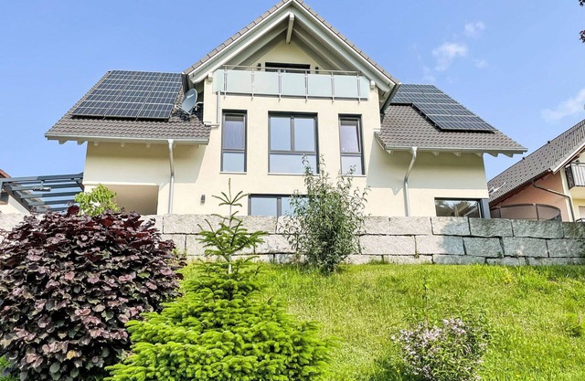 Lovely apartment for 4 guests with WIFI, TV and balcony