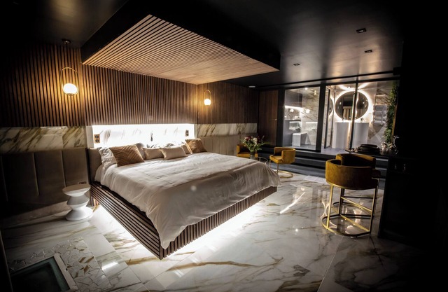 l'Élixir welcomes you for a romantic stay in the center of Martigues.