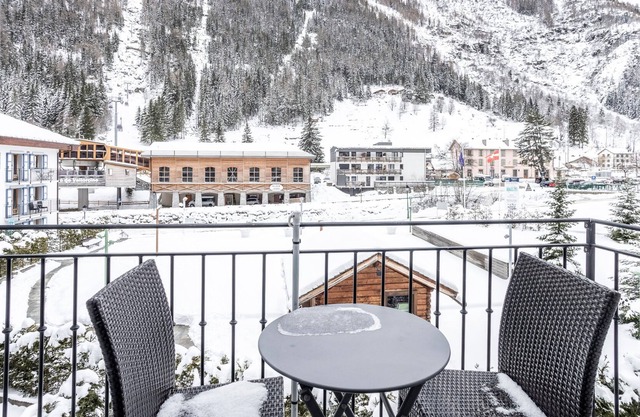 L'Ourson Blanc- au pied des pistes, piscine et sauna