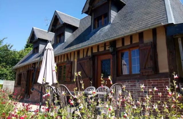 La Bergerie, Cottage Normand Pour 5 Personnes. Piano
