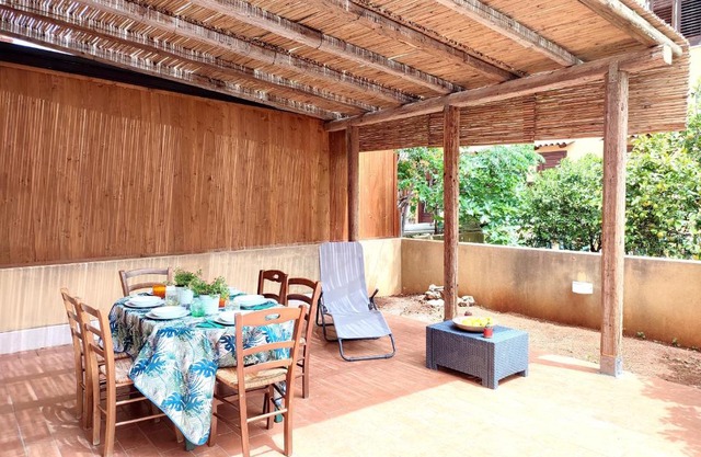 La casa dei pesci dipinti