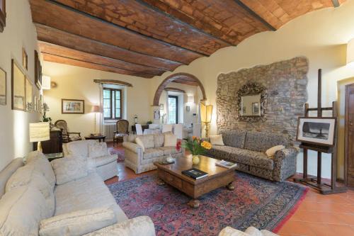 La Ginestra di Valerio - Chianti villa with large Pool & Wifi