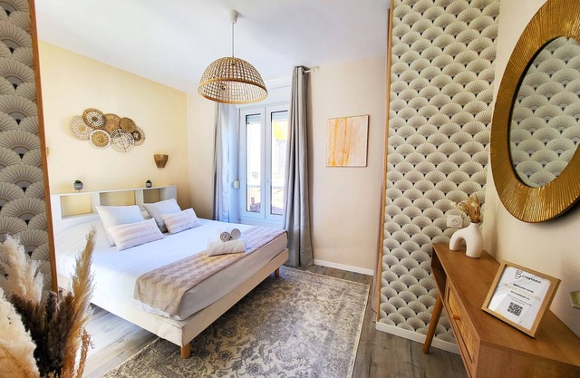 La Hacienda- NEW - 2 steps from the beach