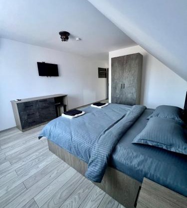 La Izvor Moinești, Cazare