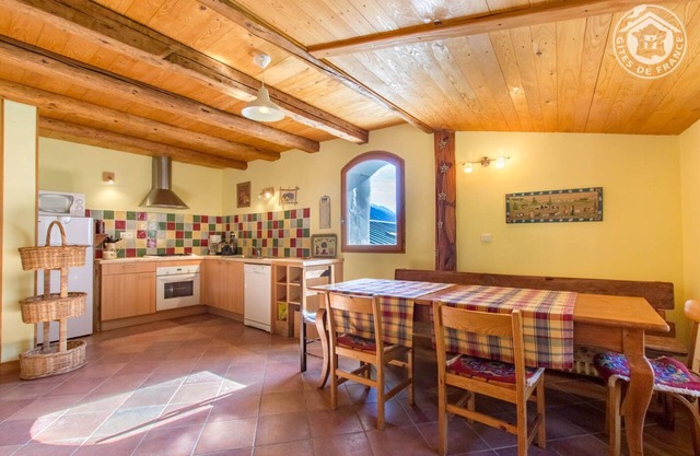 LA Maison Bleue - St-martin-d'arc