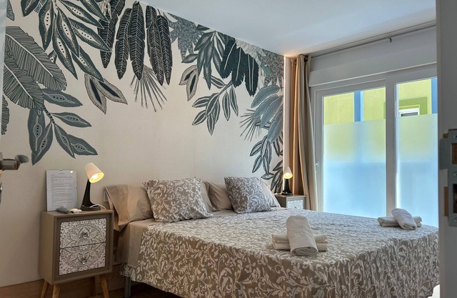 La Maison del Mar: 2º1 Suite with 2 rooms and private bathroom near the beach