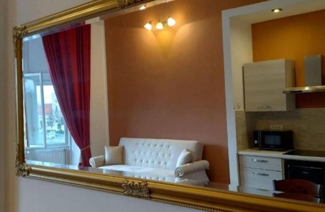 La Maman in the historical center of Brasov