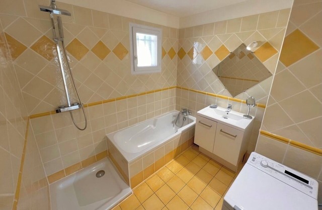 La Marjolaine, Villa for 6 people with swimming pool